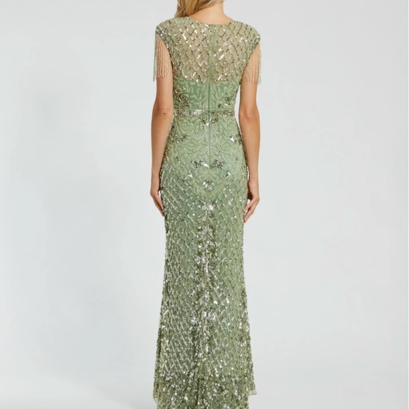 $698 Mac Duggal High Neck Beaded Sequin Fringe Sage Green Gown Dress 4908 Size 4 - Picture 15 of 15